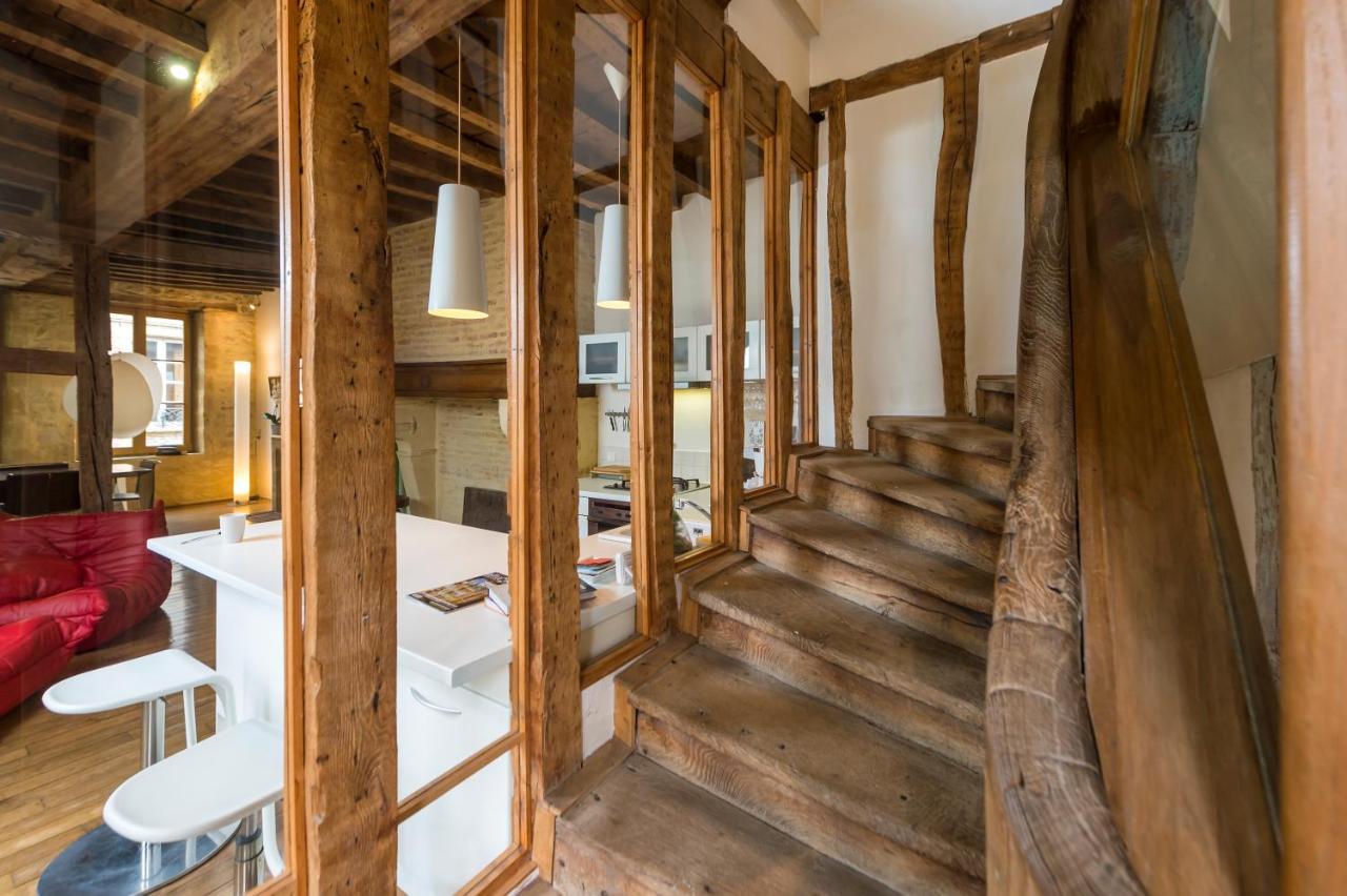 Suite Mana Ohana - Luxe Et Authenticite A 2 Pas De La Place Ducale Avec Parking Prive Шарлевиль-Мезьер Экстерьер фото