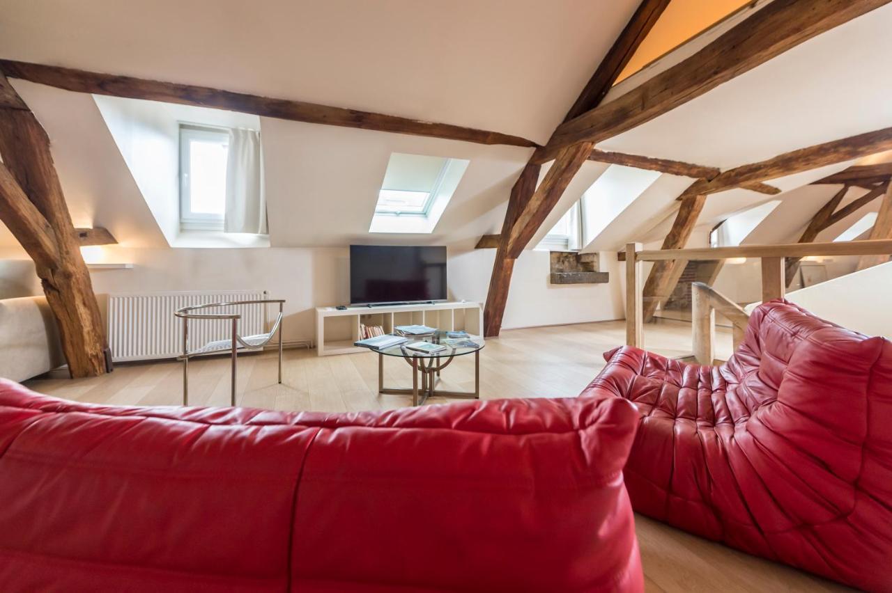 Suite Mana Ohana - Luxe Et Authenticite A 2 Pas De La Place Ducale Avec Parking Prive Шарлевиль-Мезьер Экстерьер фото
